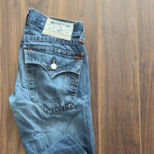 True Religion - "BILLY" - Relaxed Straight Jeans {Size 30}